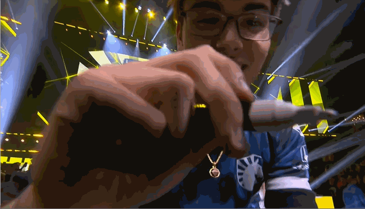 csgo天才少年北美发型总监twistzz
