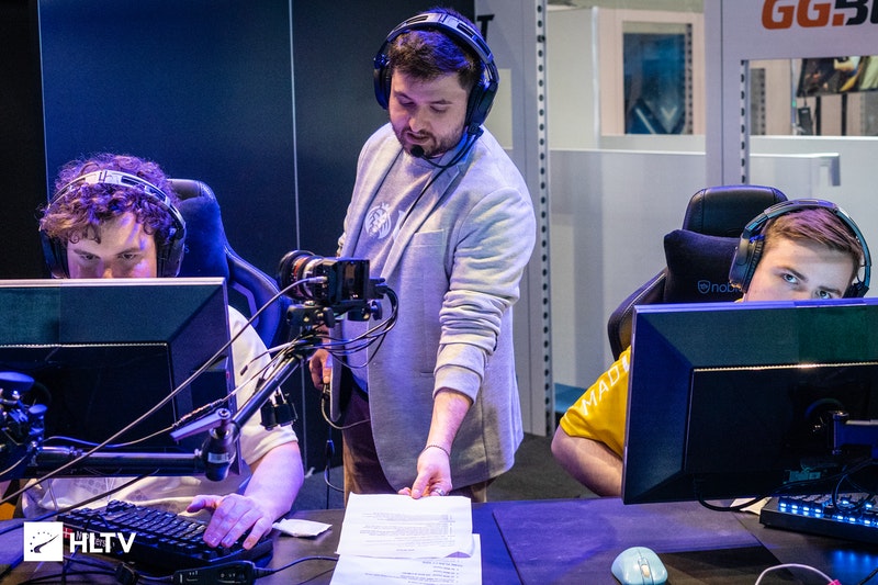 以下是采访原文:peacemaker在2月初被mad lions解除了教练职务,目前他