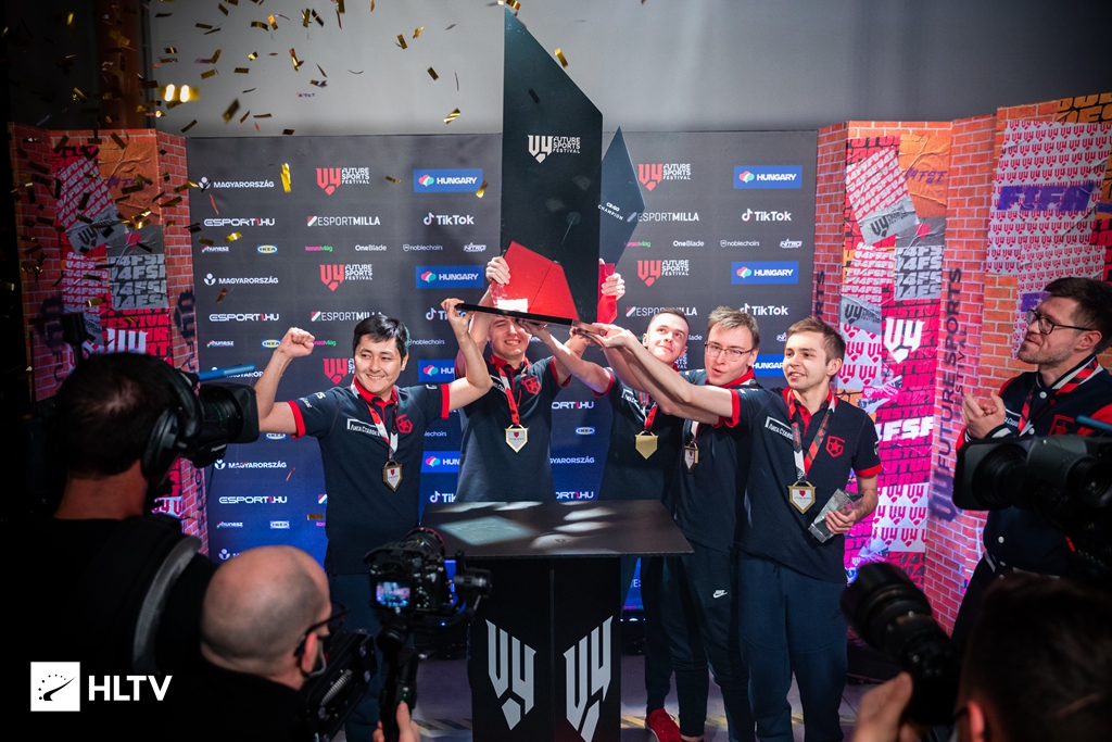 iem卡托维兹正赛前瞻小蜜蜂首战mouz