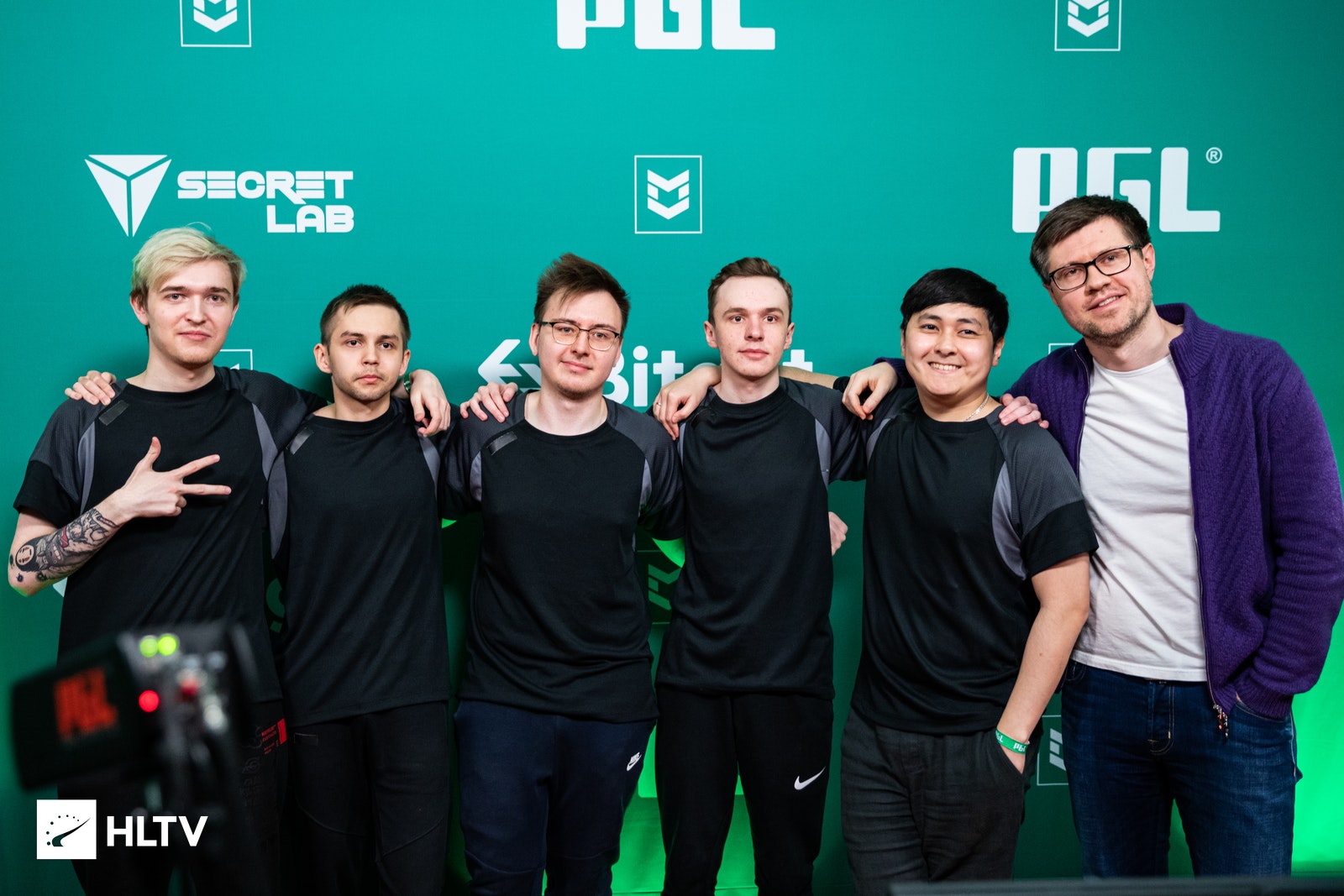 相识少年时重逢待何时gambit全员发文告别